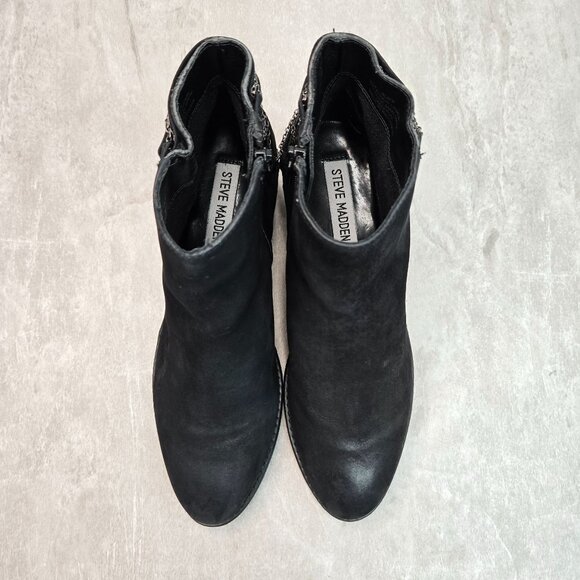 Steve Madden Chain Western Ankle Booties Sz 8 Black Leather Low Heel Goth Boots - Picture 2 of 14